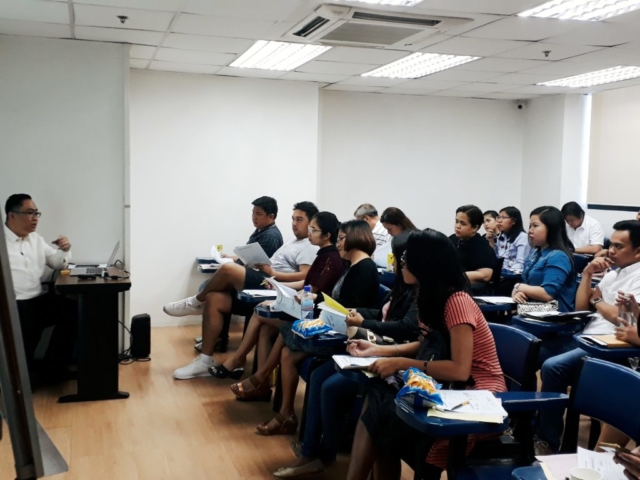 Atty. Alvin Liao Alburo during the lecture