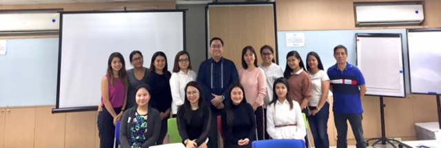 Atty. Alvin Liao Alburo with the participants