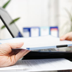 How Are Shares of Stocks Transferred?