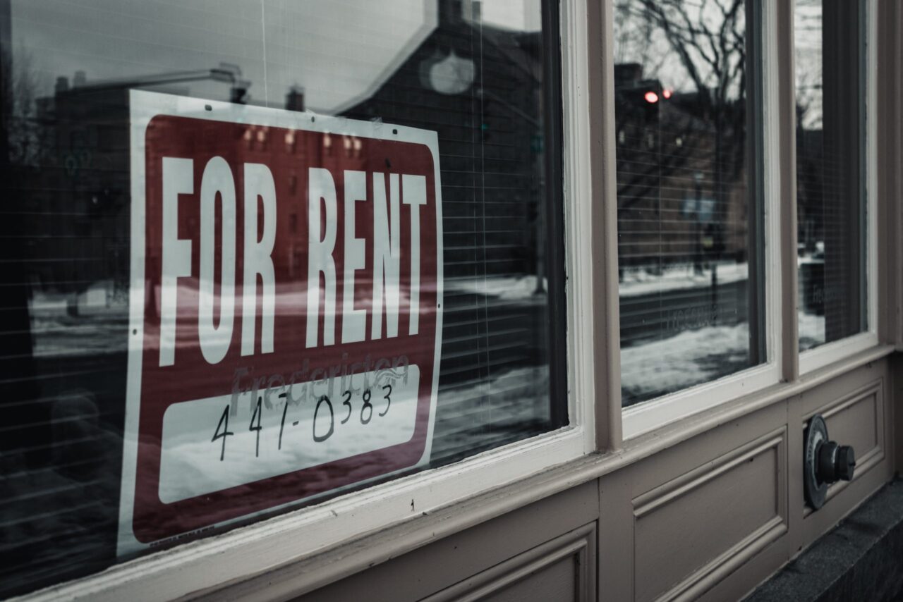 Dealing with Abandoned Lease and Disappearing Lessee